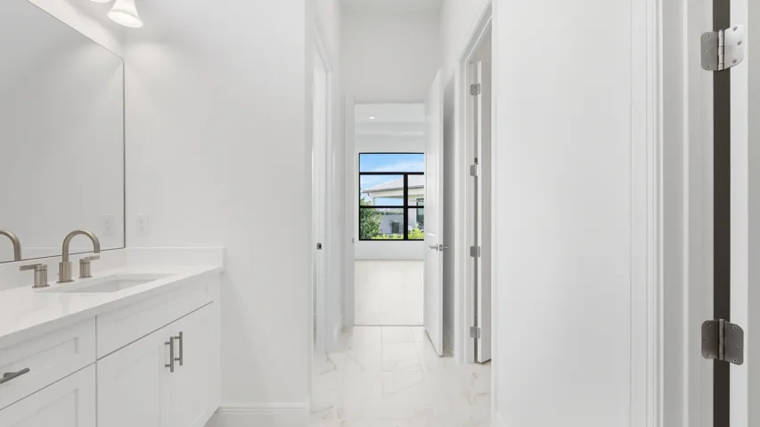 Owner's Bath