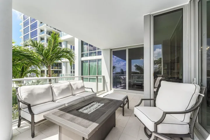 Extensive Private Balcony