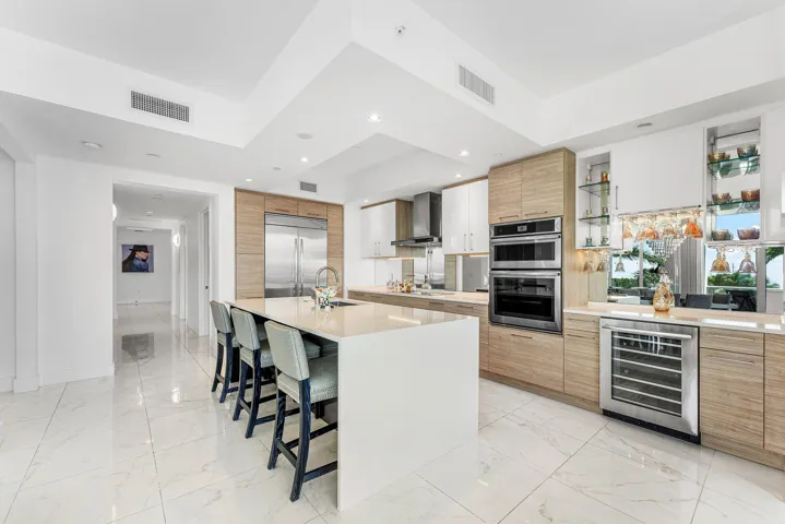 Spacious Kitchen