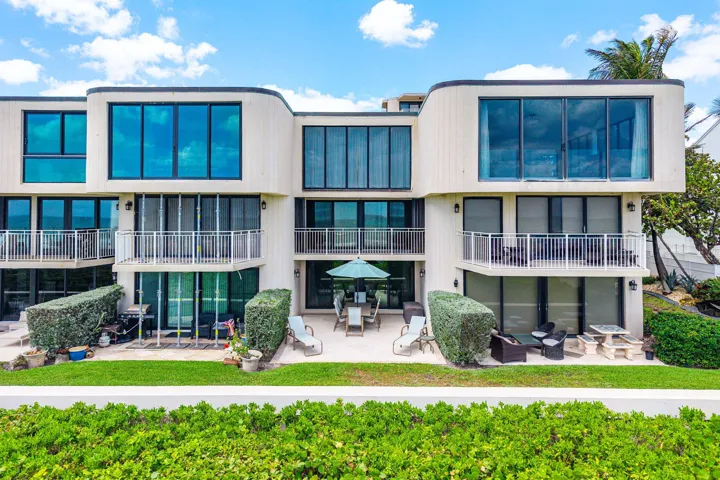 BACK ELEVATION VIEW