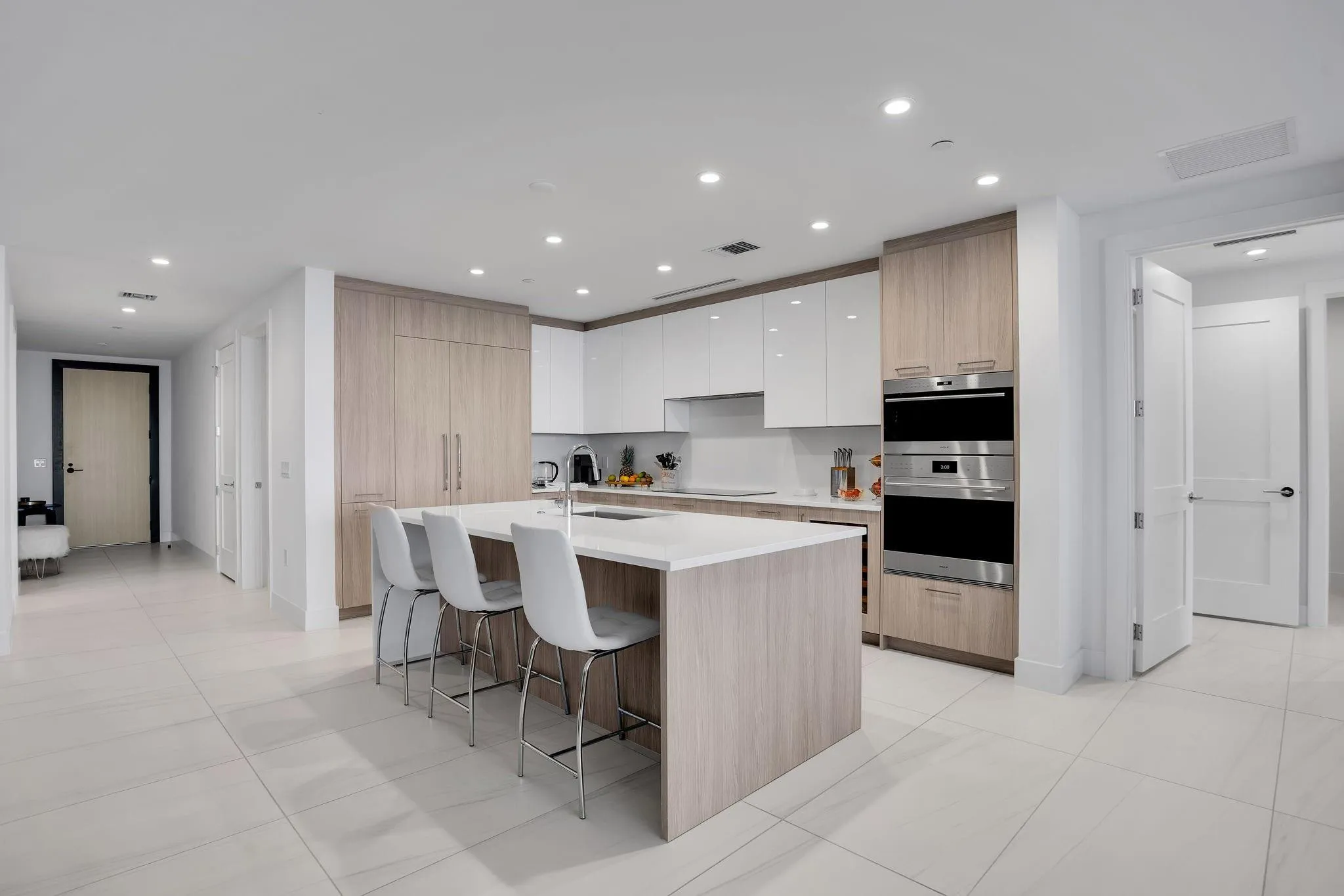 Kitchen and kitchen island