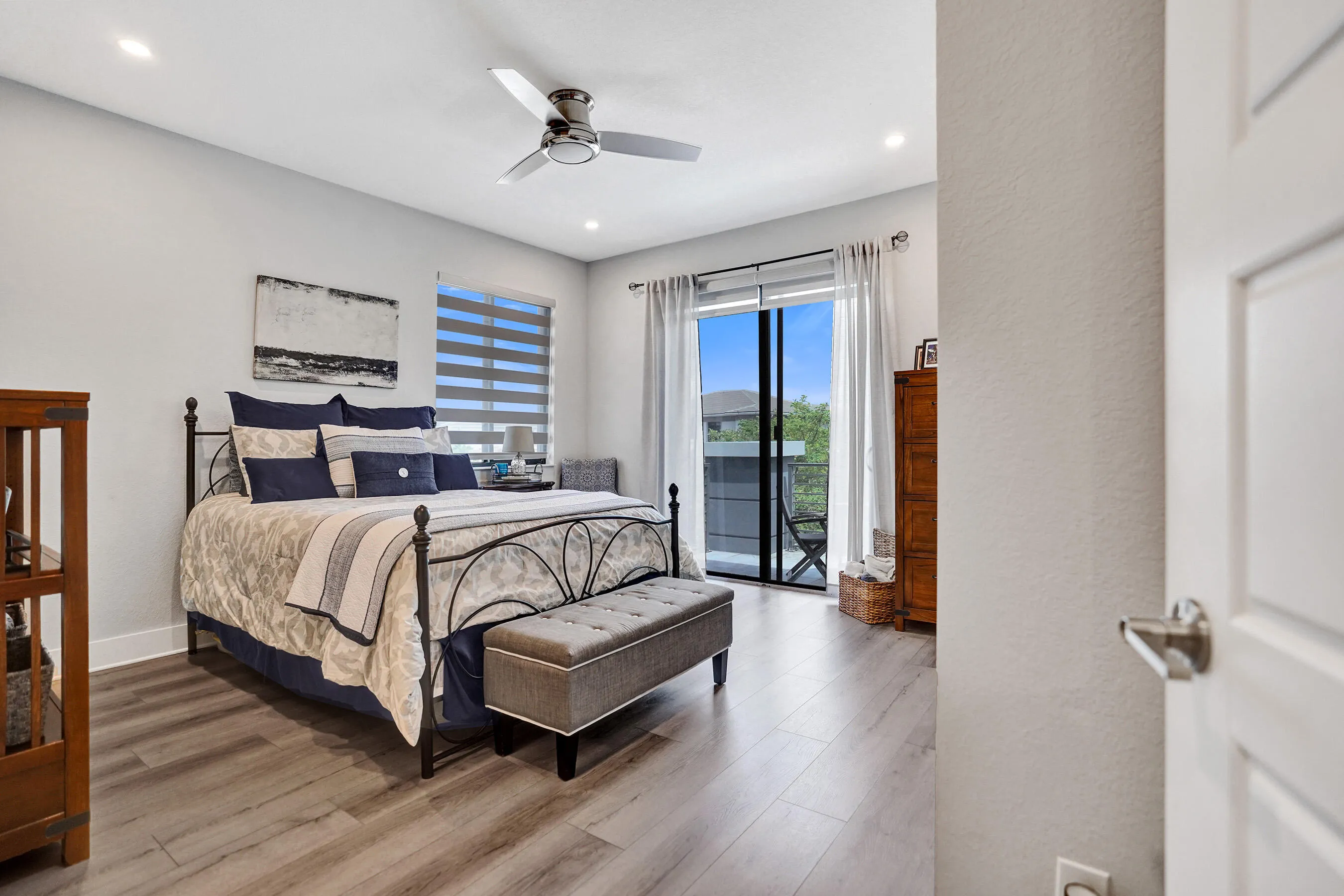 Property photo 93