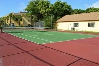 Tennis
