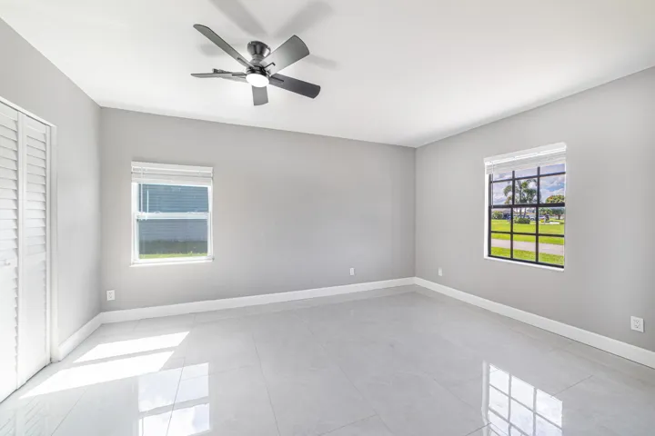 Bedroom4