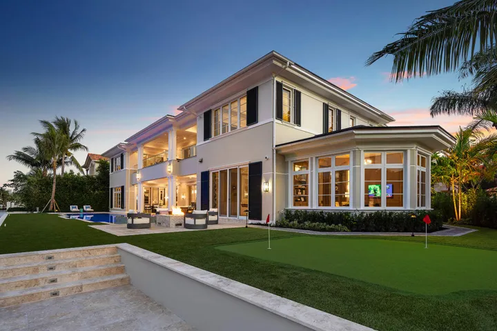 133_Coconut_Palm_Road_Dusk_11