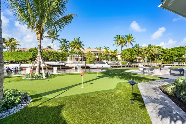 133_Coconut_Palm_Road_06