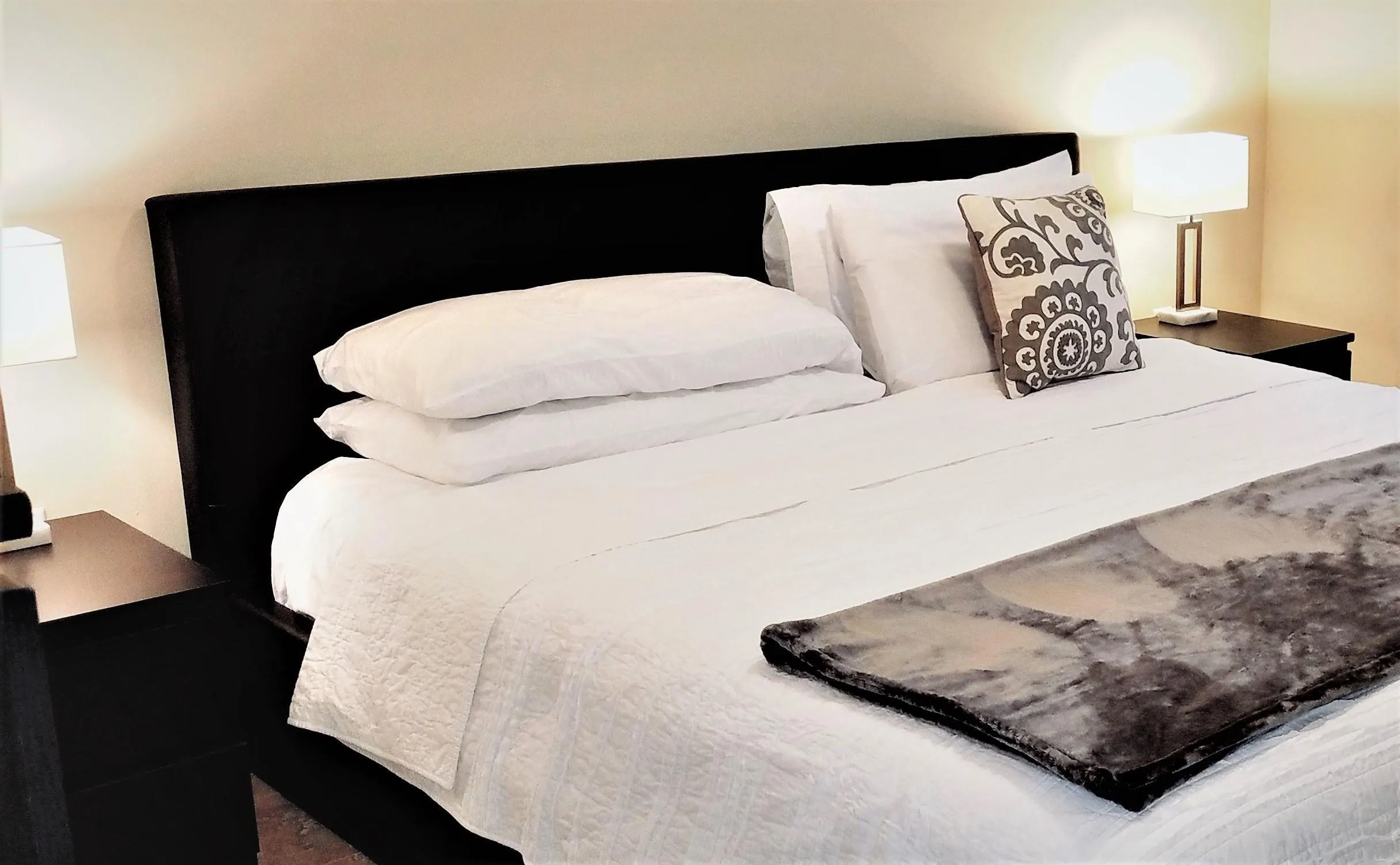 King Bed 2