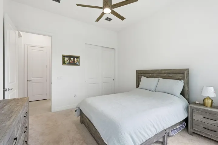 11-web-or-mls-10550_Northbrook_Cir_012