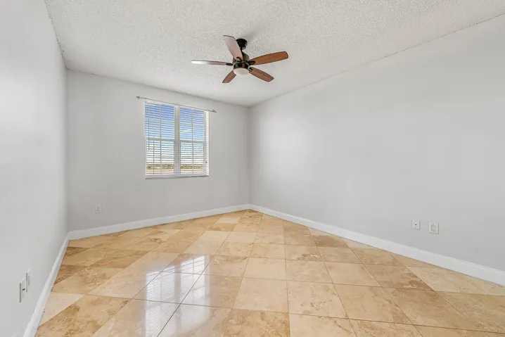 616 Clearwater Park Road, #913-11