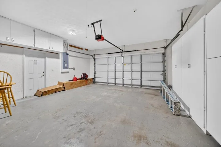 garage1.jpg-SMALL