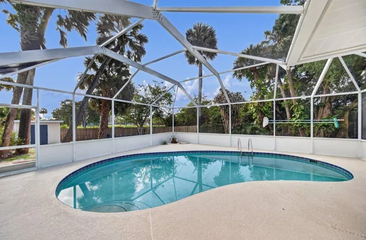 pool5.jpg-SMALL