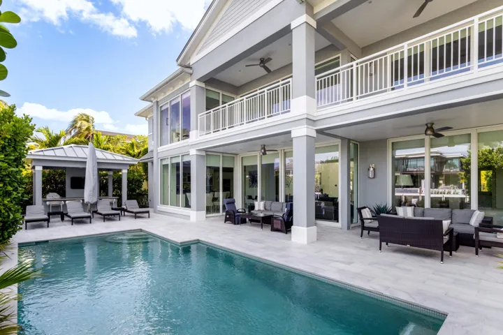 mls_POOL_TO_REAR_EB