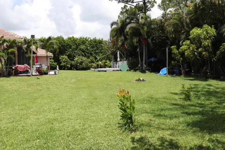 PICNIC AREA