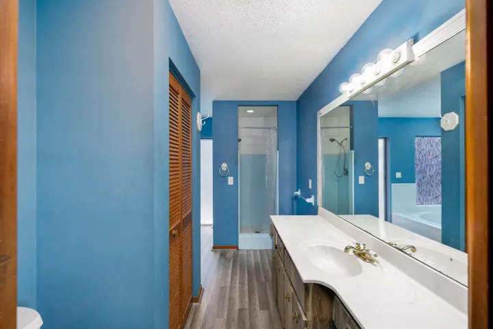 Centennialhouse33