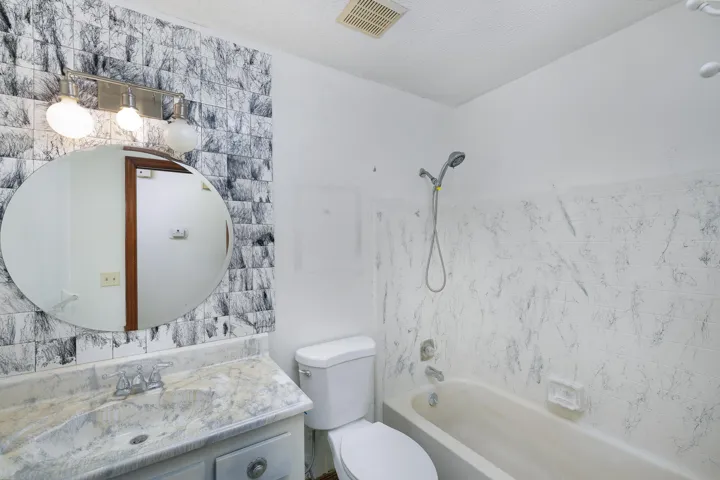 centennialhouse26