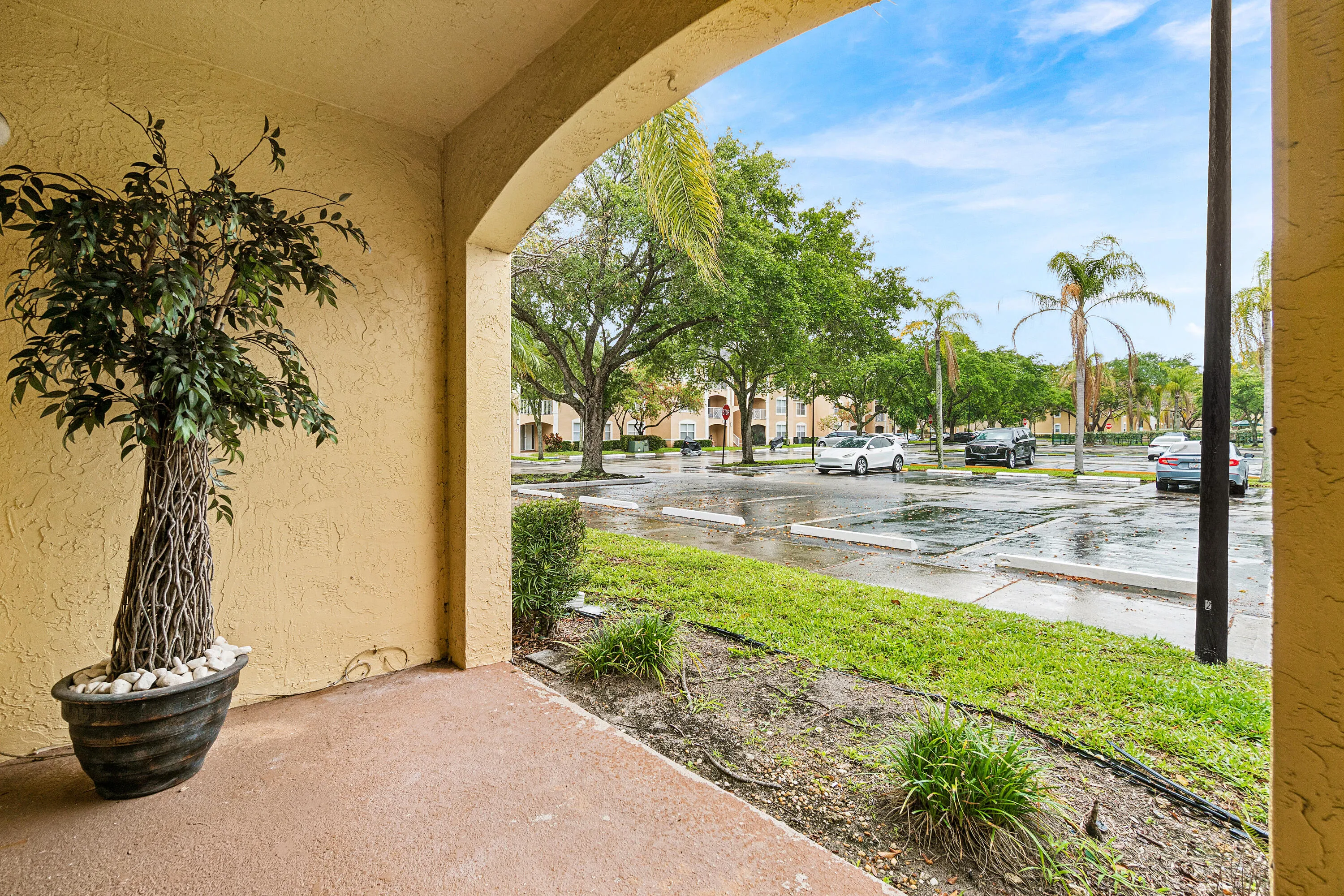 5640 NW 61st Street NW 1411