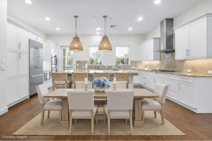 Kitchen (Virtually Staged)