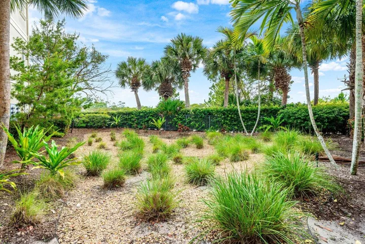 051-144TierraLane-11-Jupiter-FL-33477-SM
