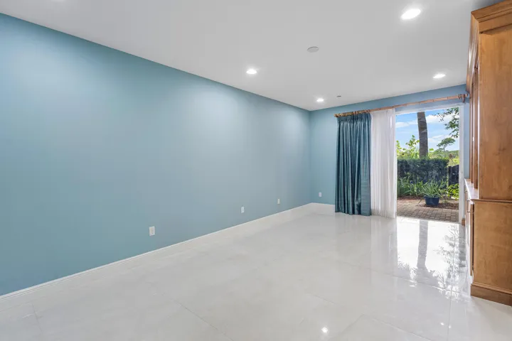 1st Floor Flex Room (4th Bedroom)