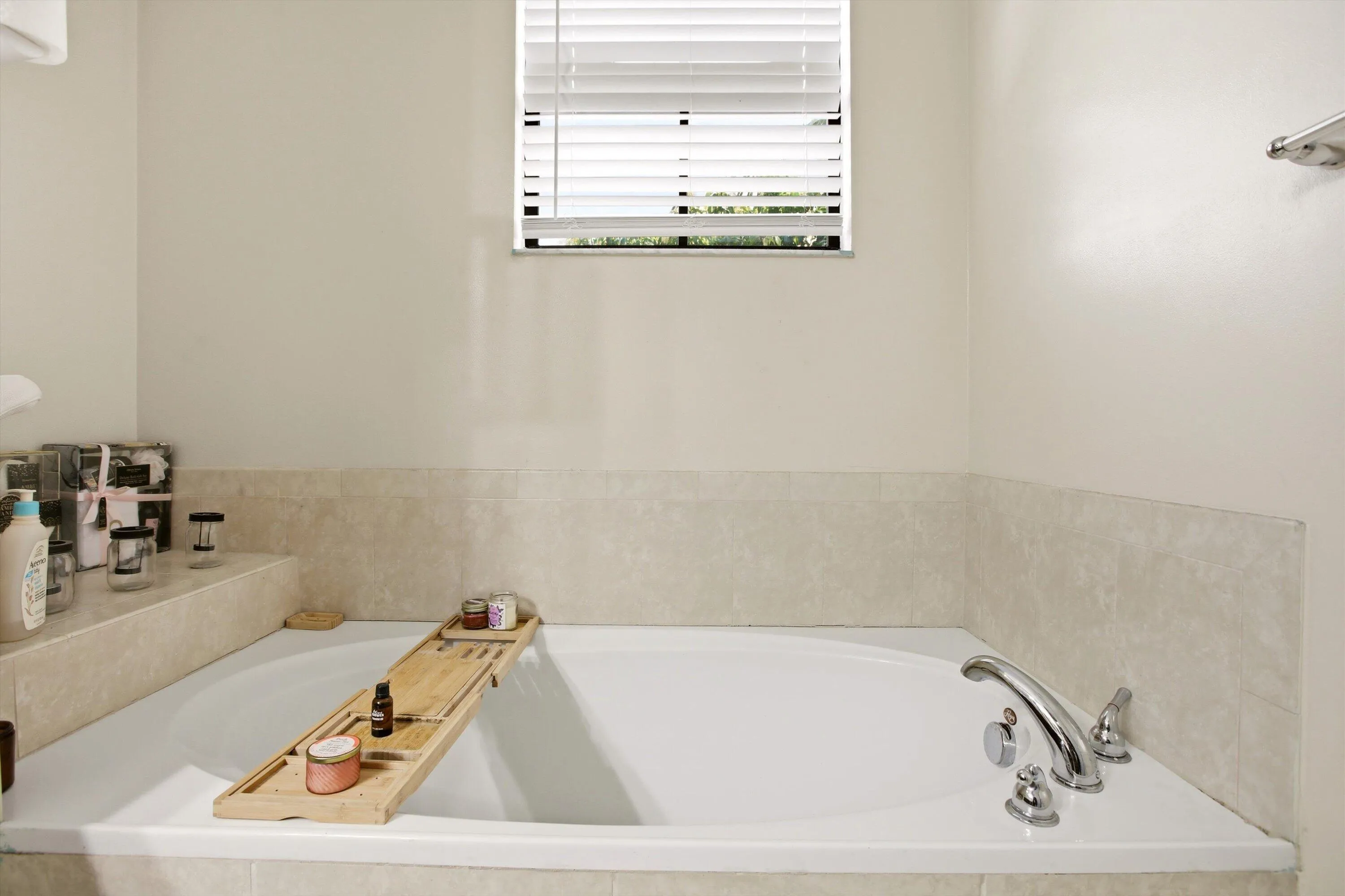 17-Property Photo 017
