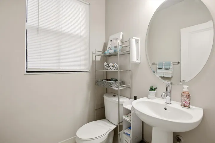 10-Property Photo 010