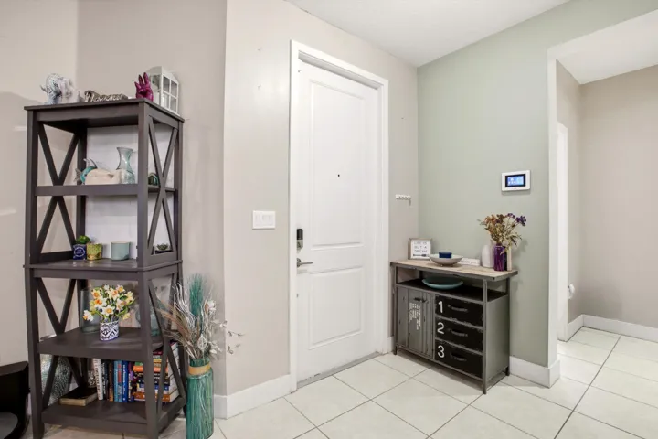 06-Property Photo 006