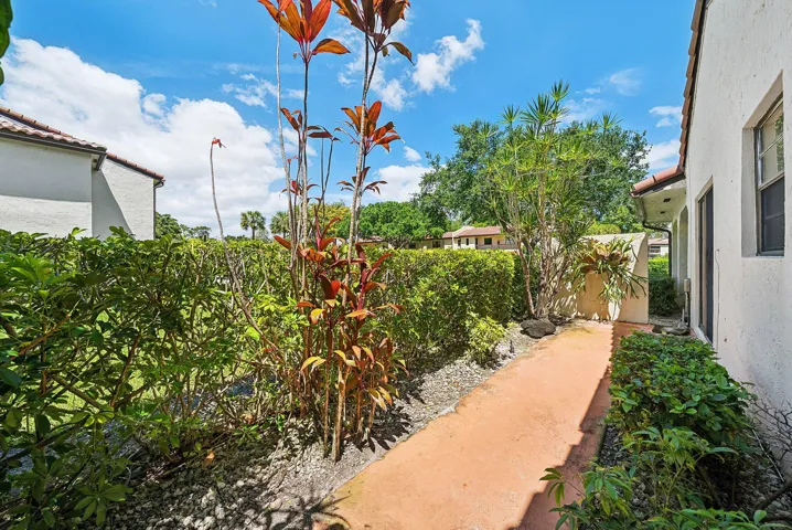 005-21875ArribaReal-BocaRaton-FL-33433-S