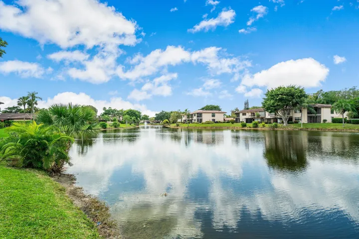 042-21875ArribaReal-BocaRaton-FL-33433-S