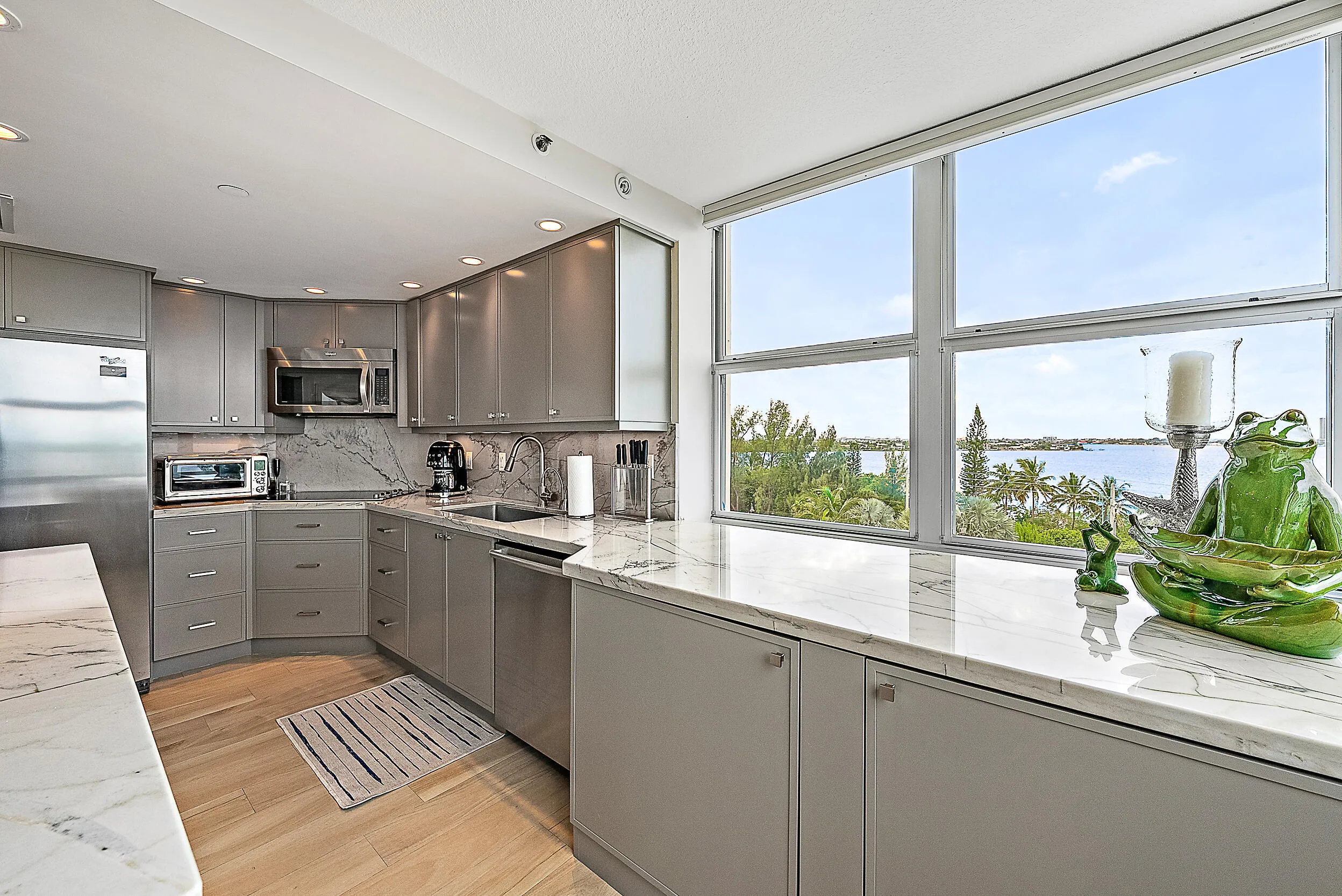 Kitchen & Intracoastal View
