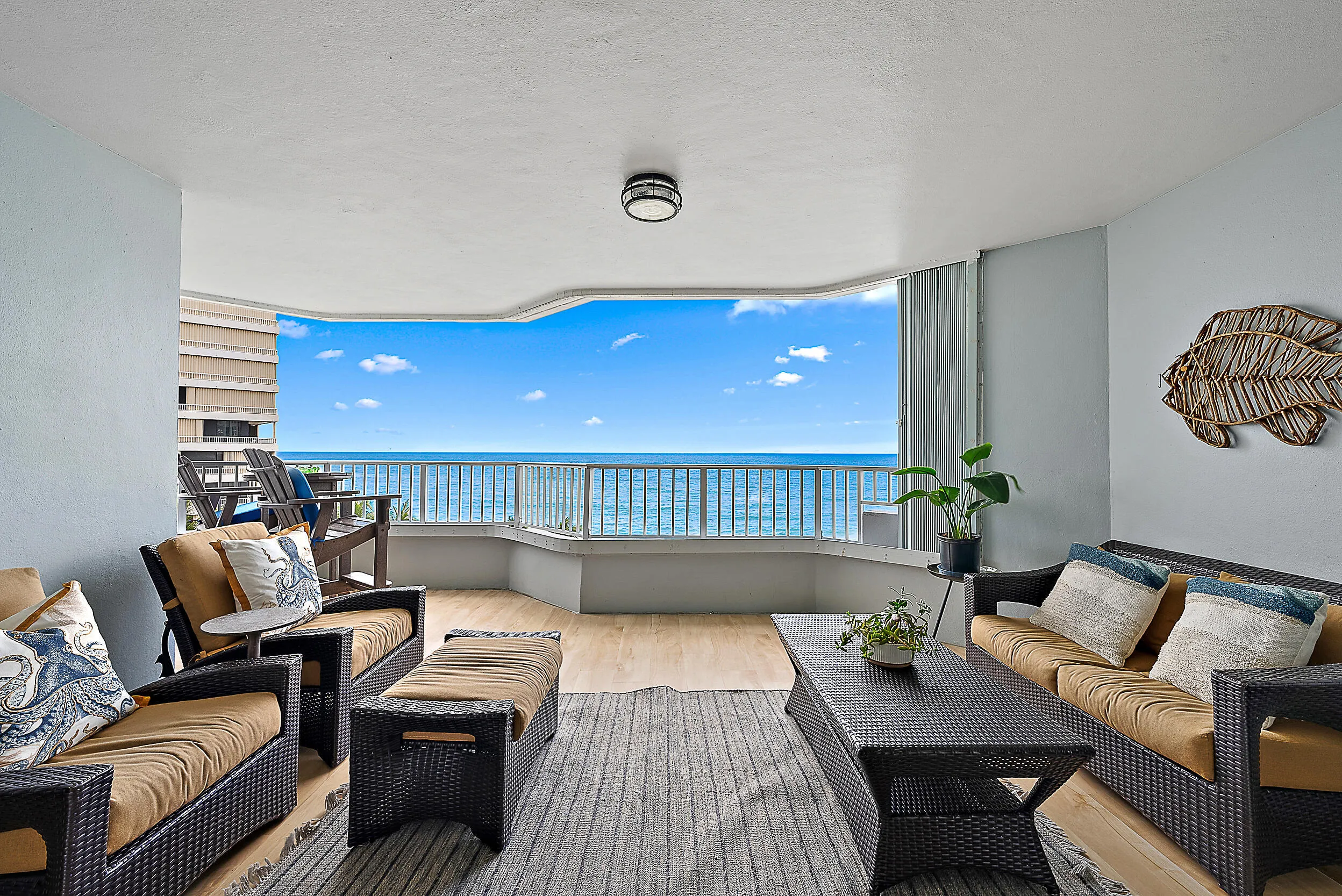 Balcony & Ocean View