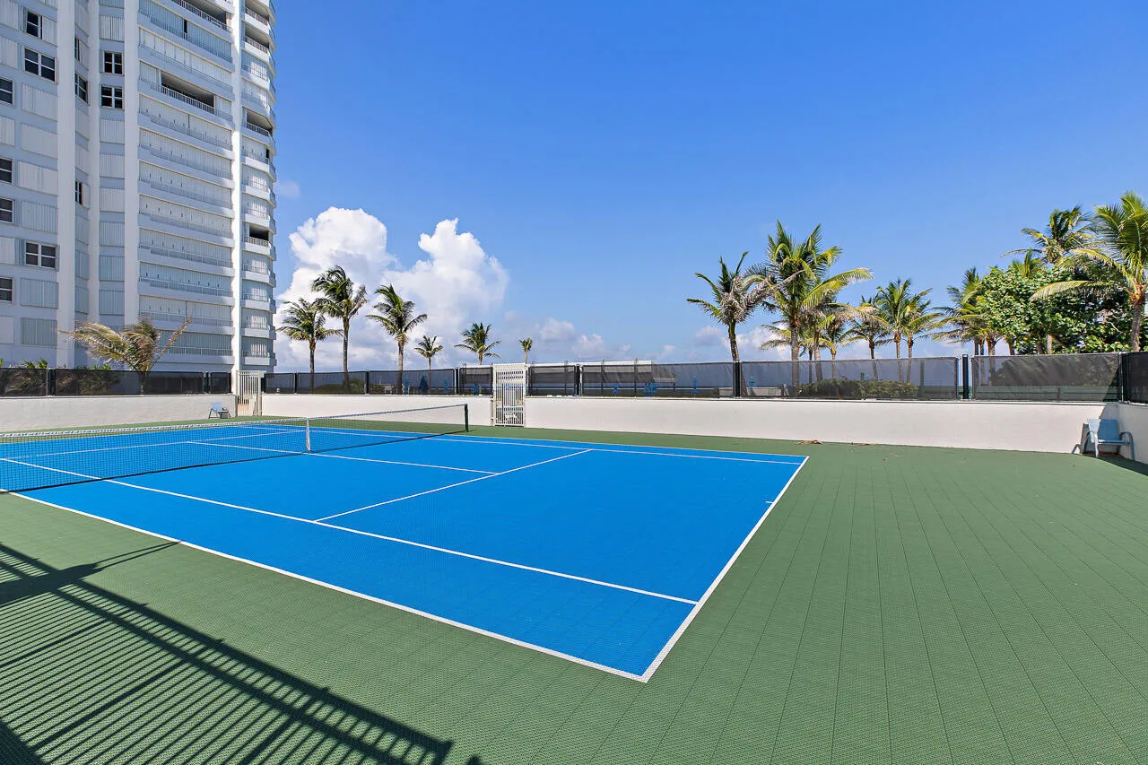 Corniche Tennis