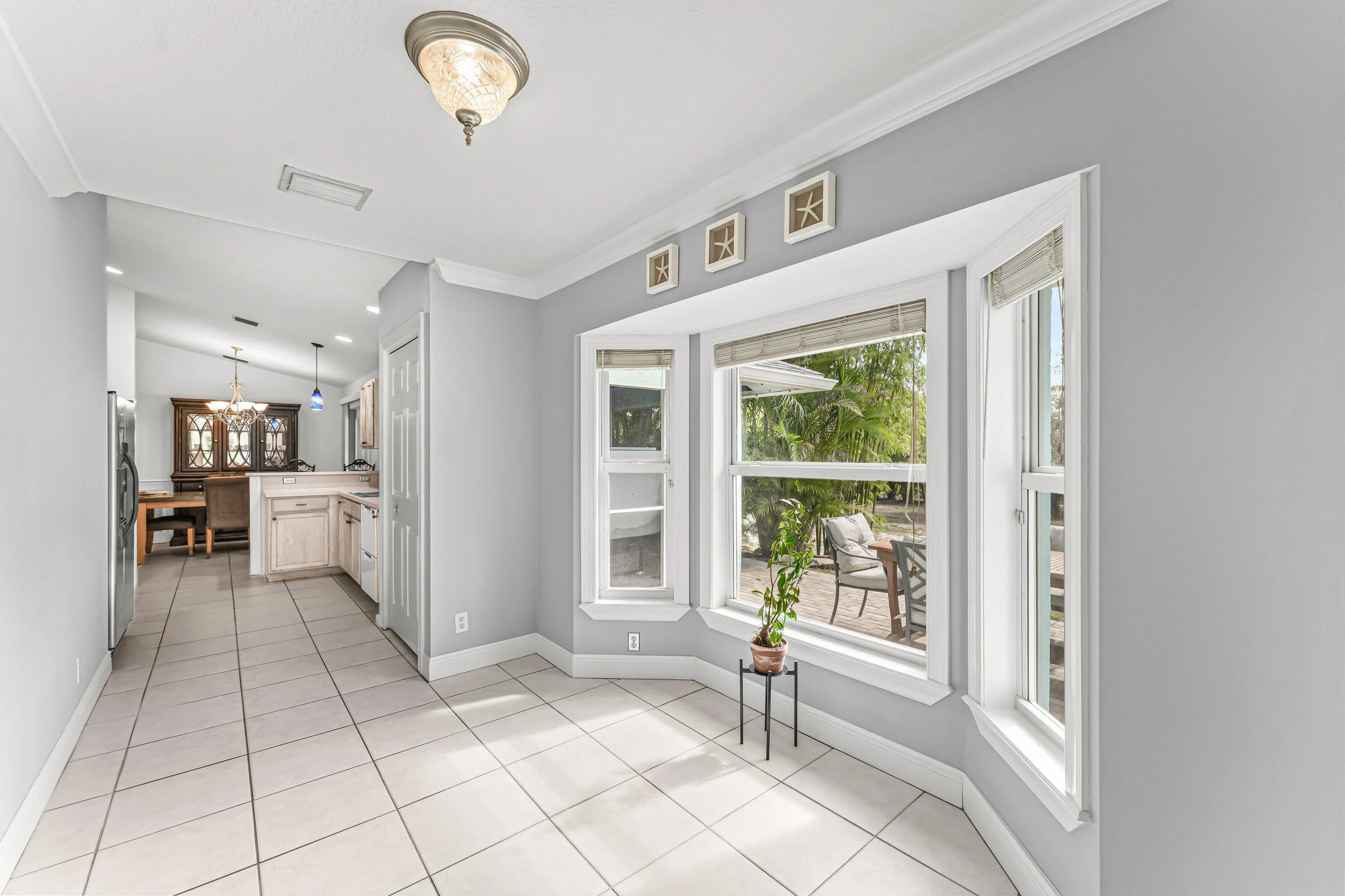 Bay Window