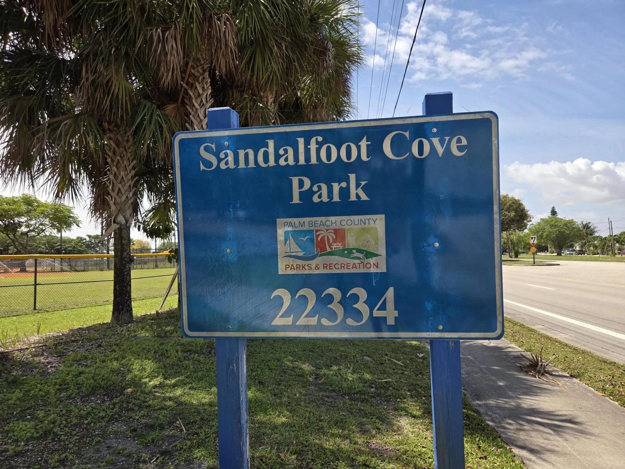 At corner of Lyons & SW 3rd St. Includes baseball & soccer fields