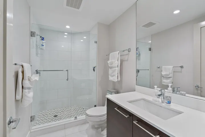 VIP Guest Bath