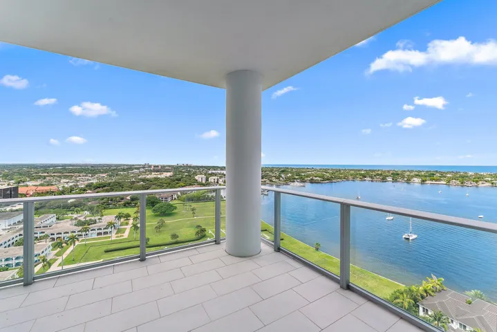 Primary Suite Balcony