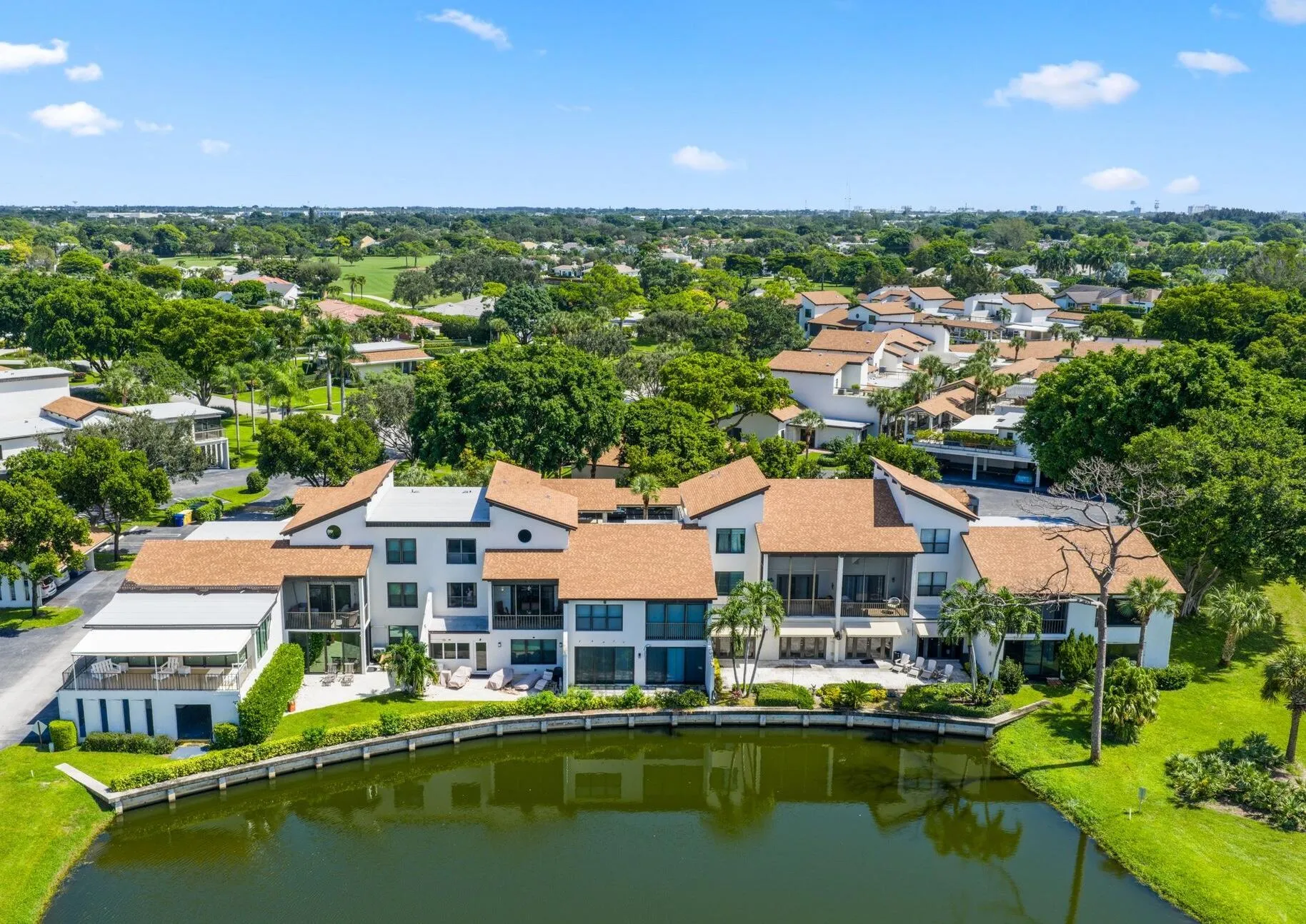 800 Greensward Court - 5.jpg-SMALL