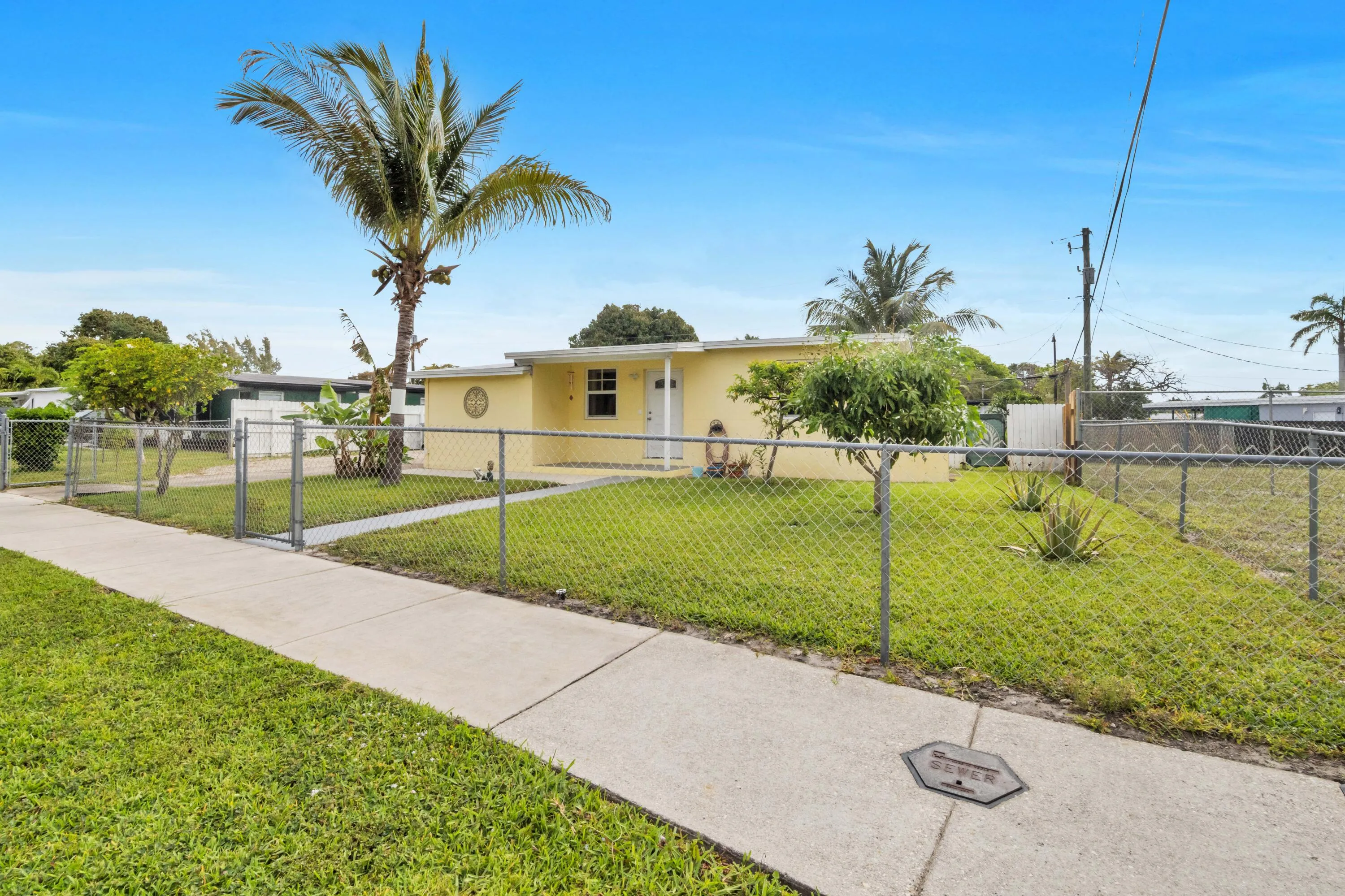 5178 NE 15th Terrace-4