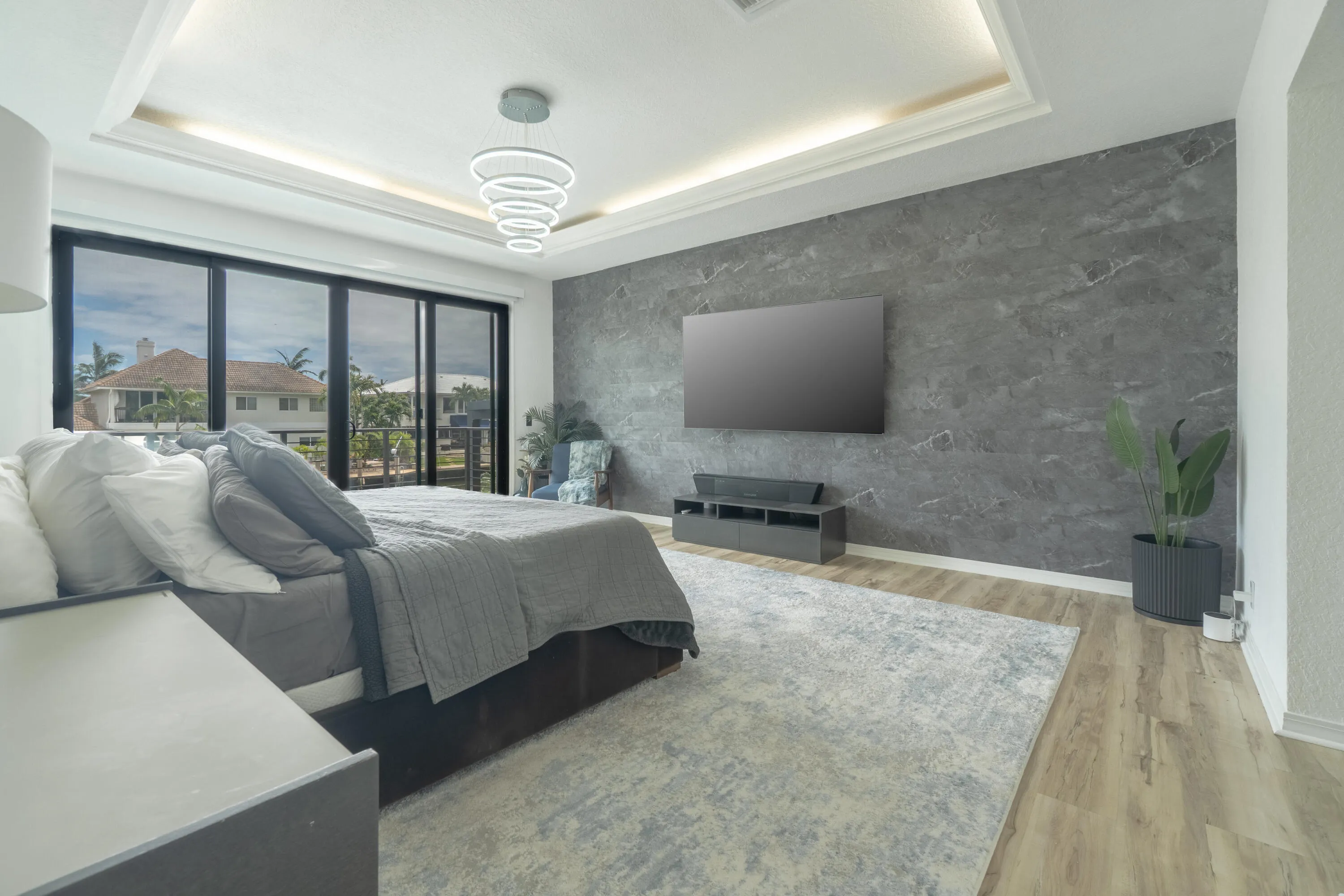 2878 NE 26St-24