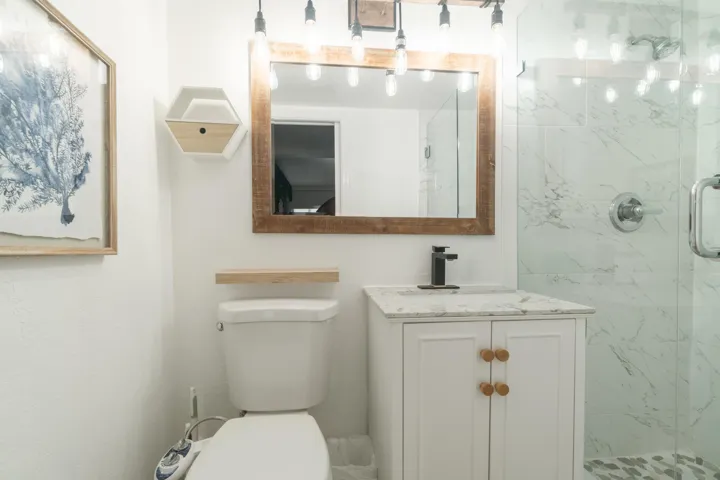2878 NE 26St-44