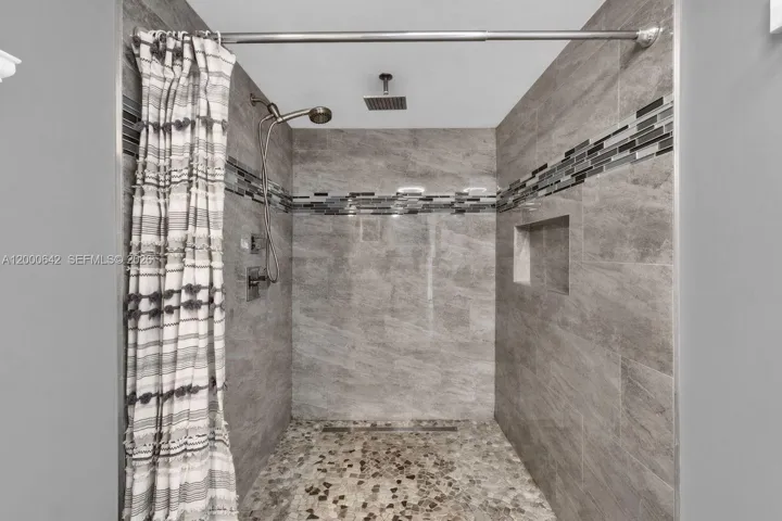 primary shower