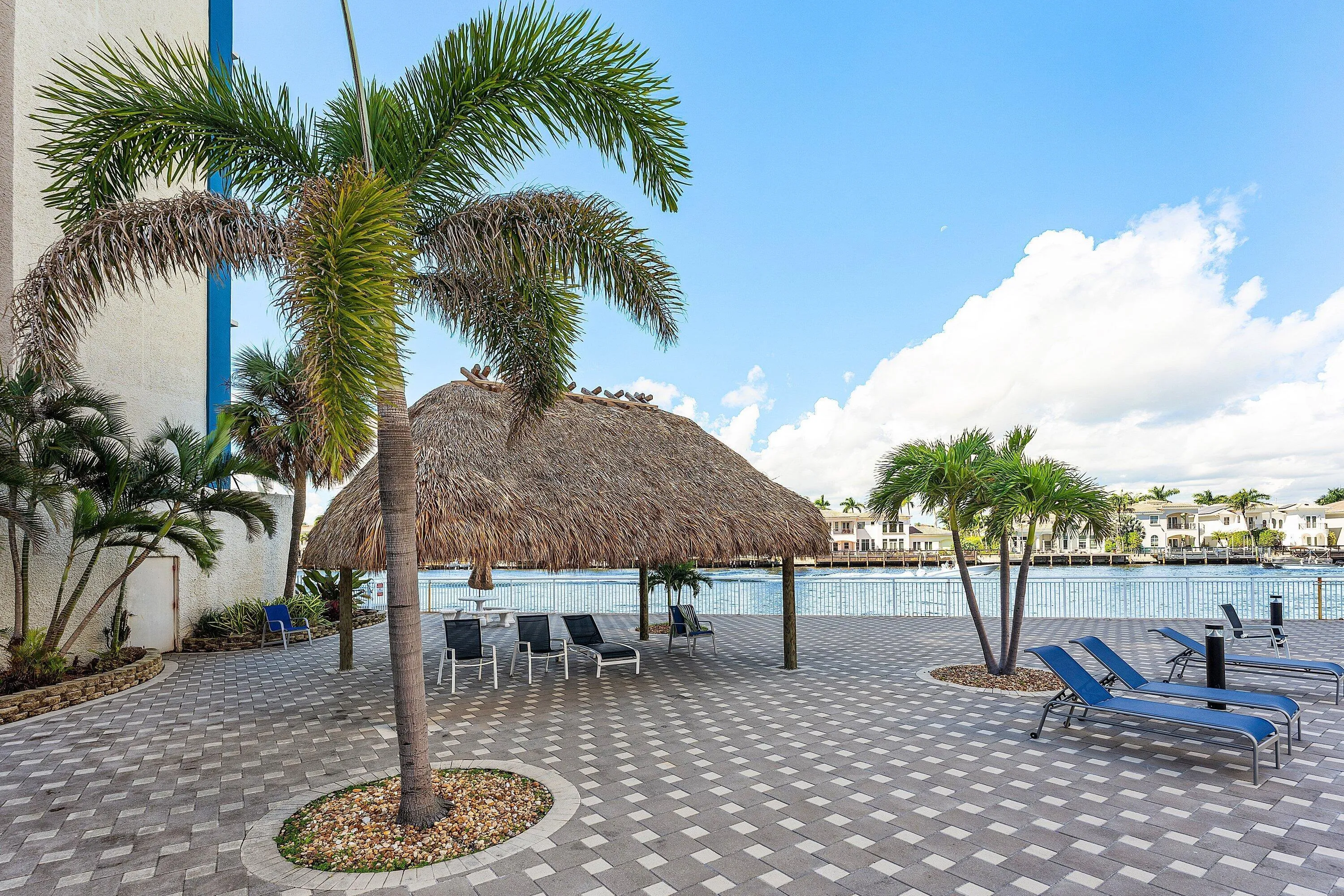 044-1600SouthOceanDrive-7H-Hollywood-FL-