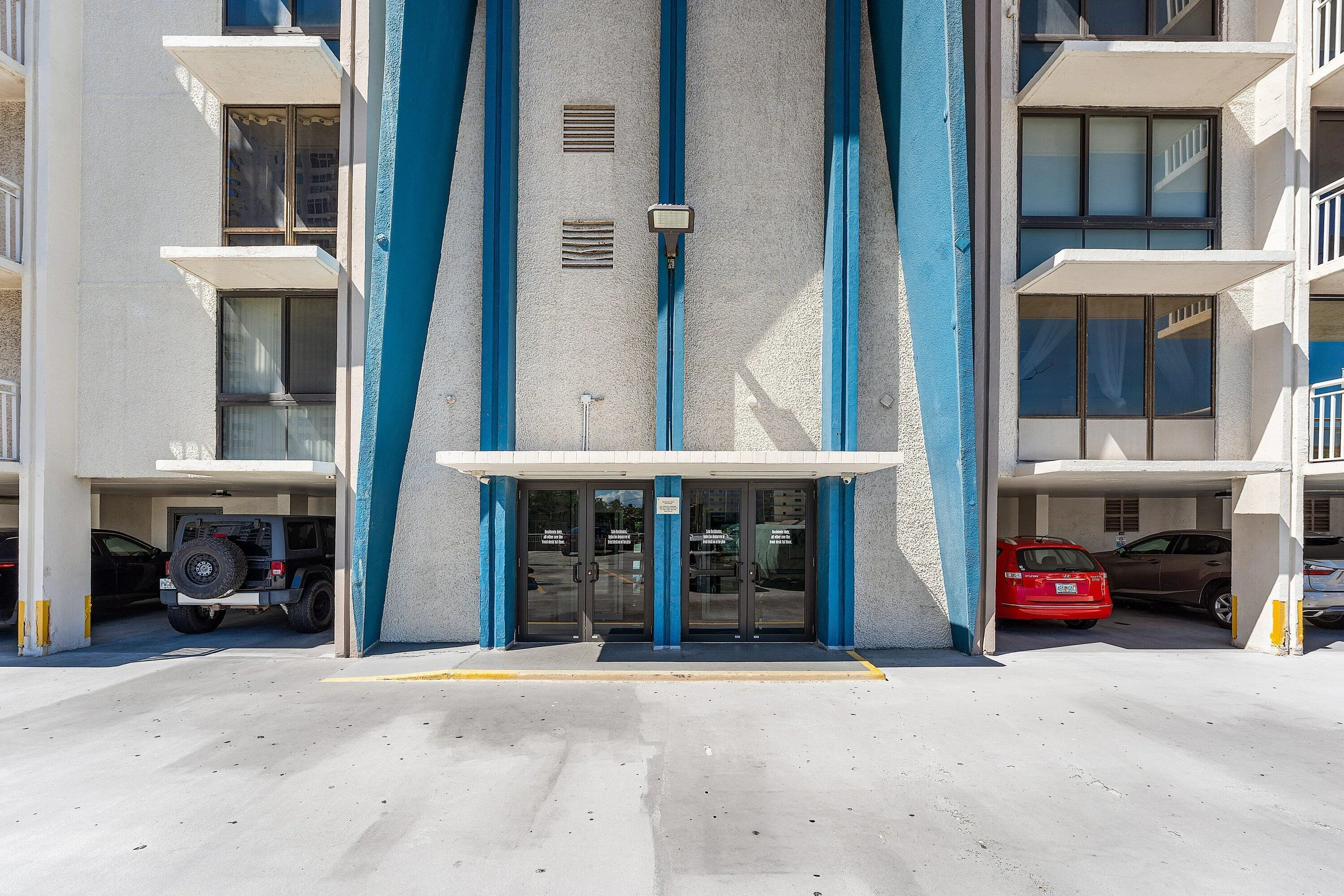 001-1600SouthOceanDrive-7H-Hollywood-FL-