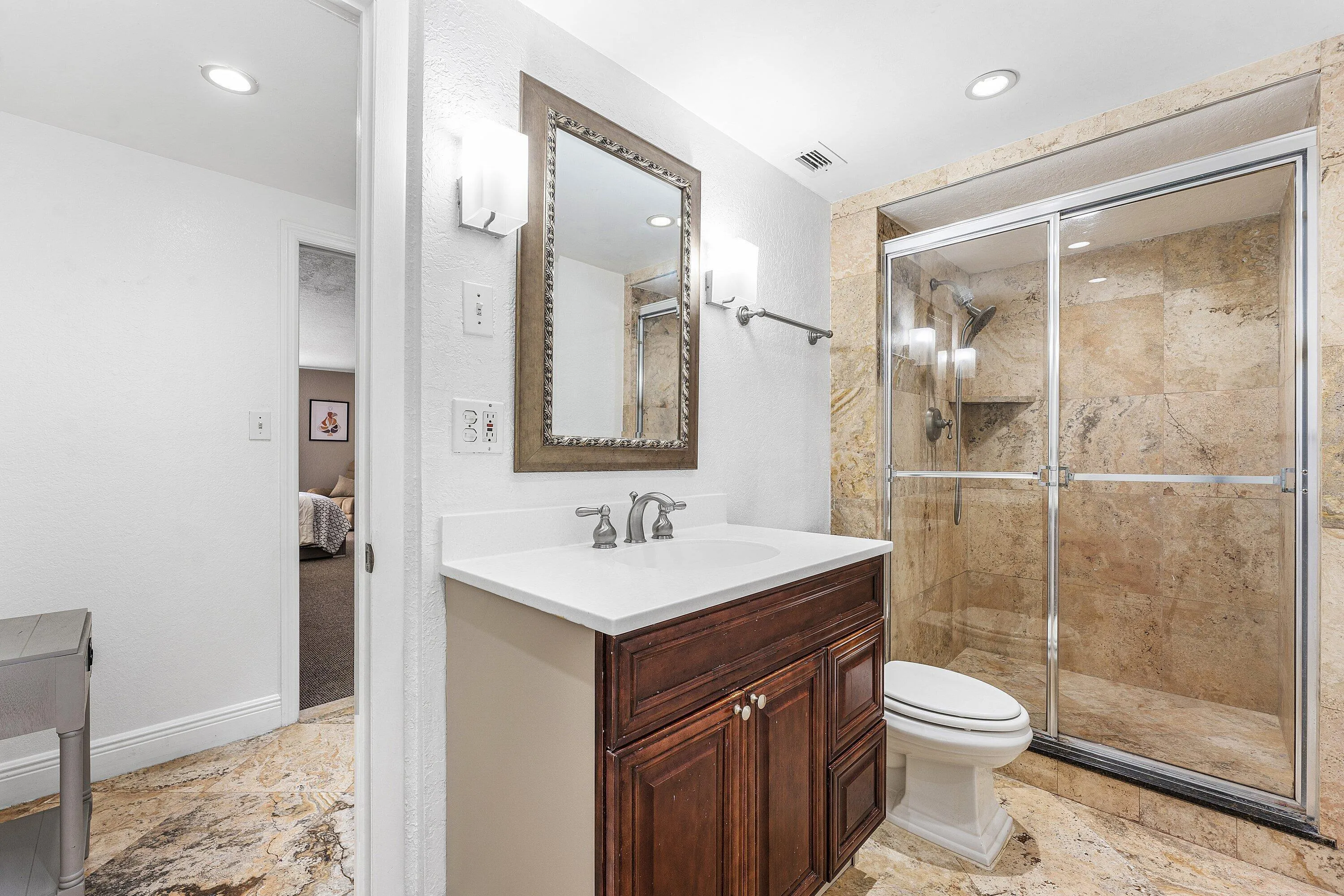 021-1600SouthOceanDrive-7H-Hollywood-FL-