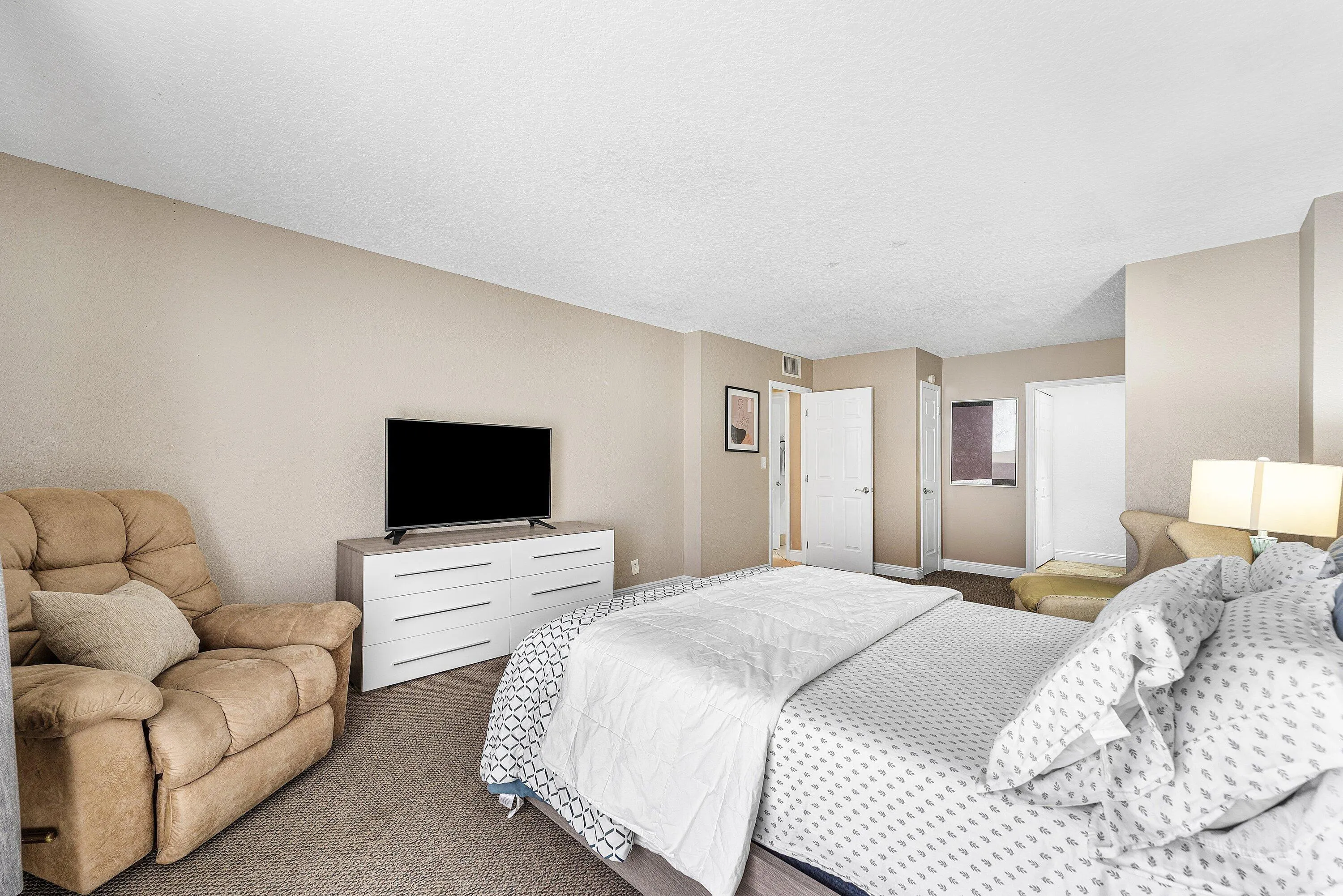 018-1600SouthOceanDrive-7H-Hollywood-FL-
