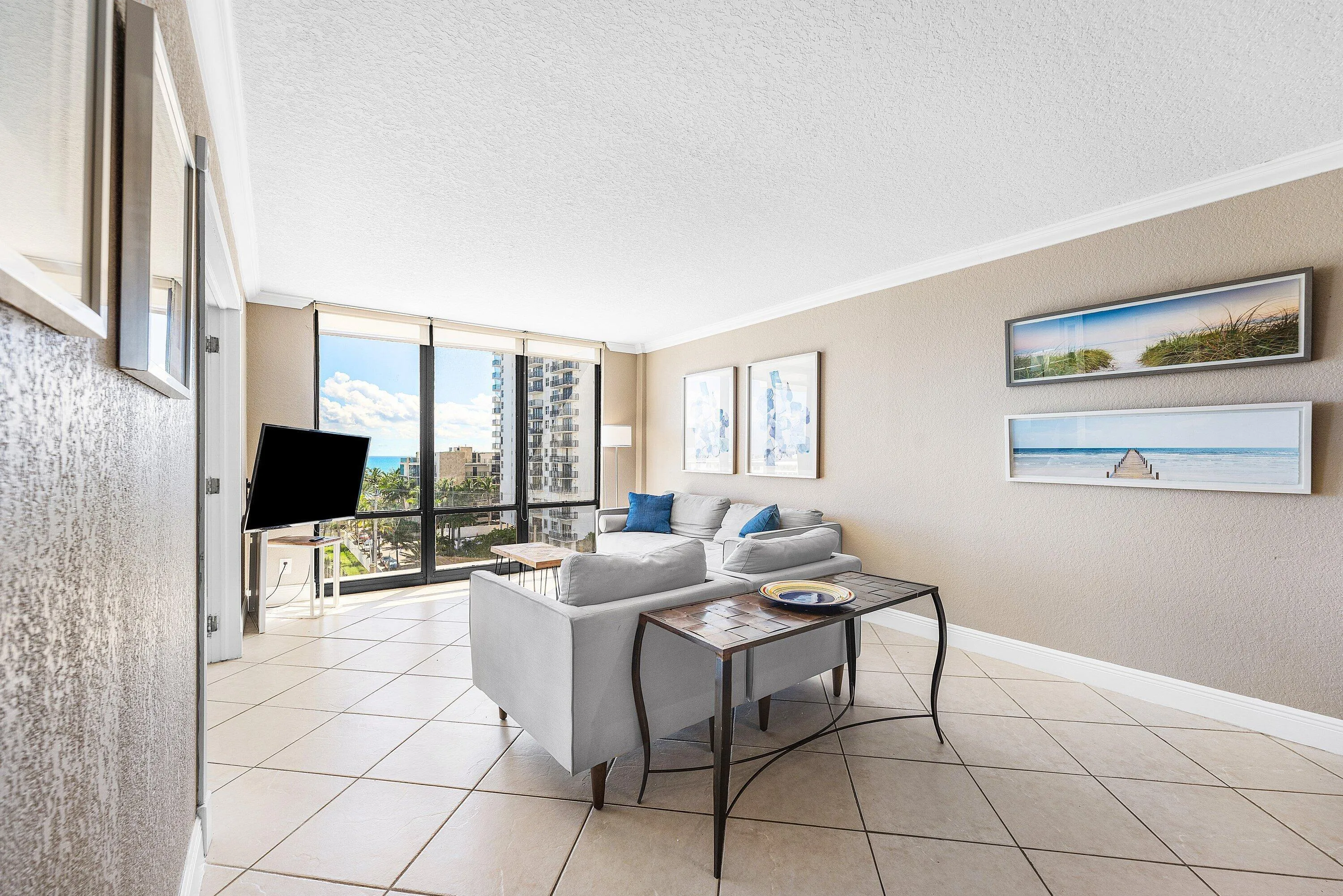 009-1600SouthOceanDrive-7H-Hollywood-FL-