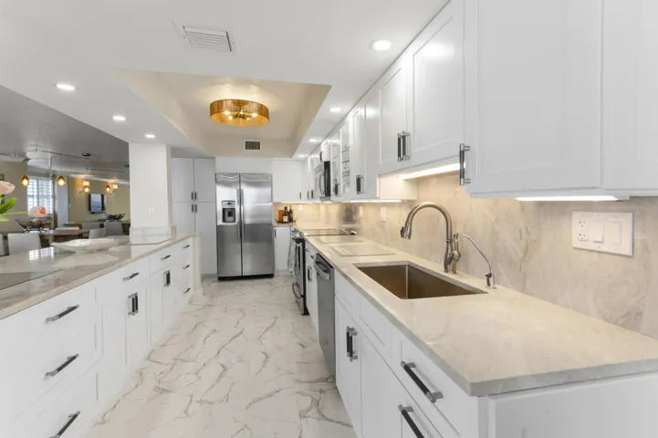 15 Kitchen 01