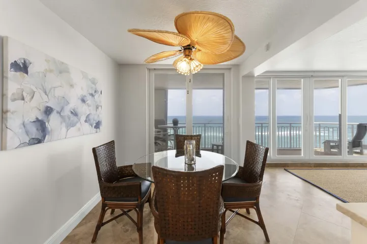 18 Dining area 01