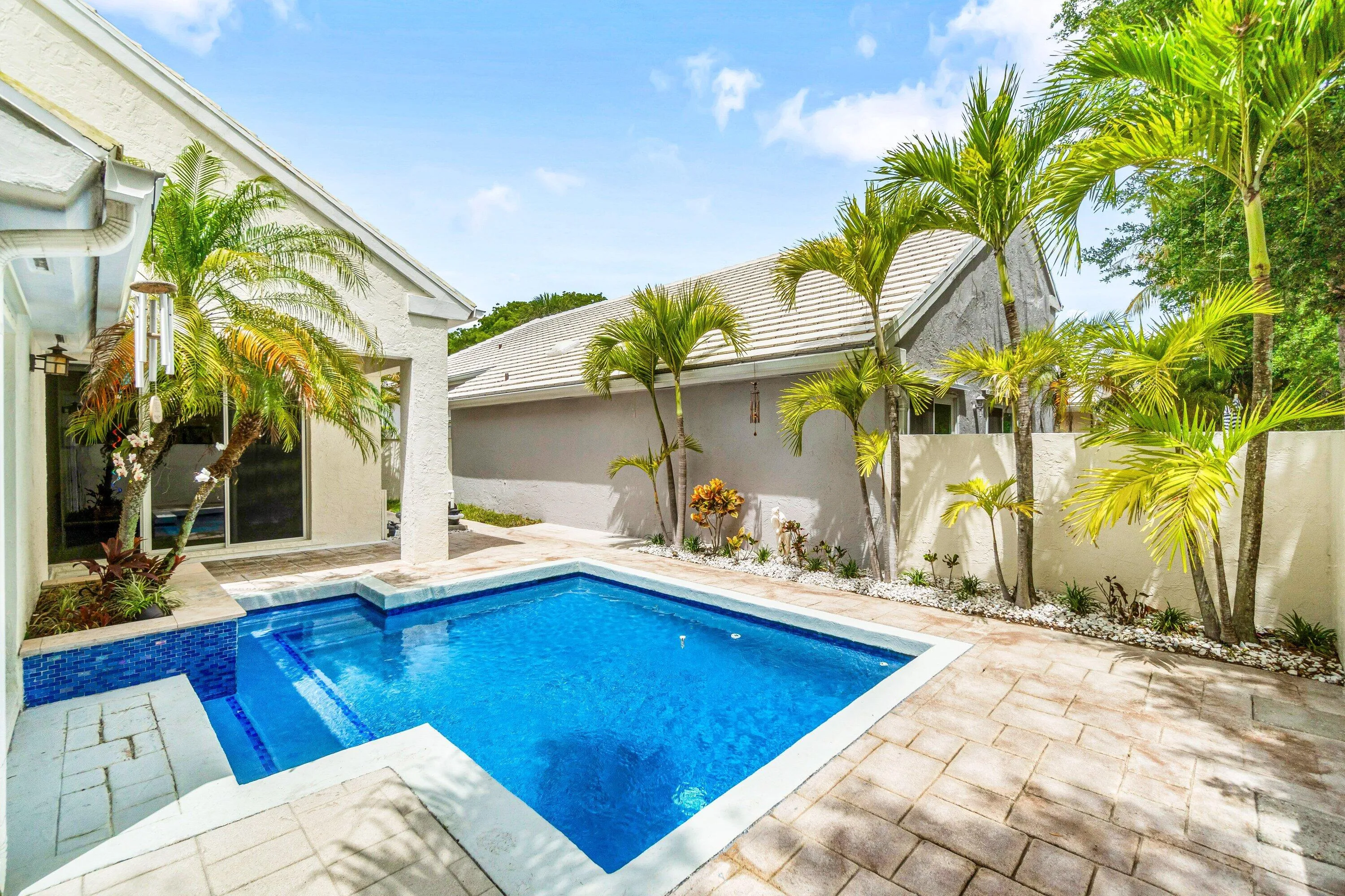 031-25WyndhamLane-PalmBeachGardens-FL-33
