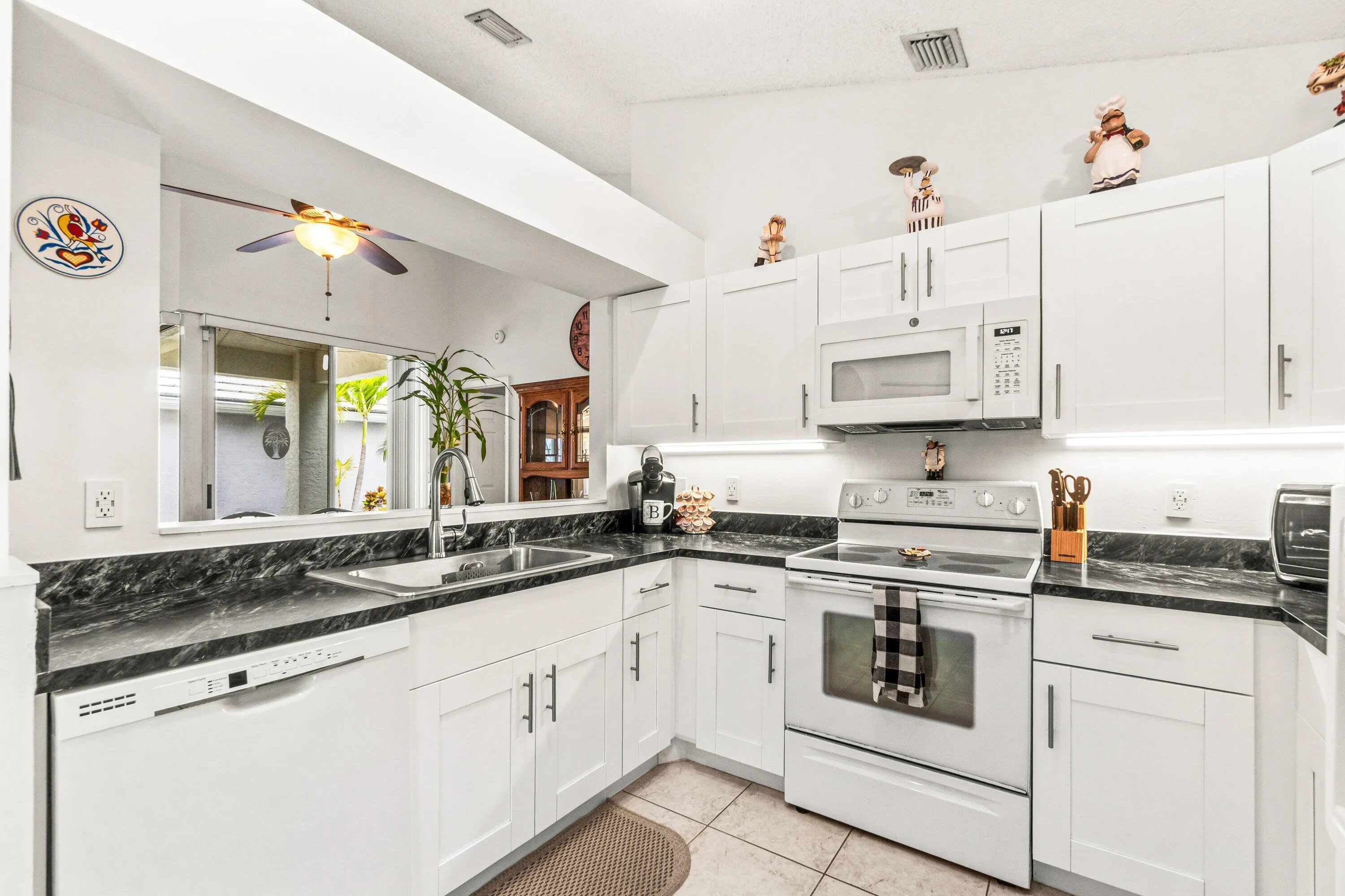 014-25WyndhamLane-PalmBeachGardens-FL-33