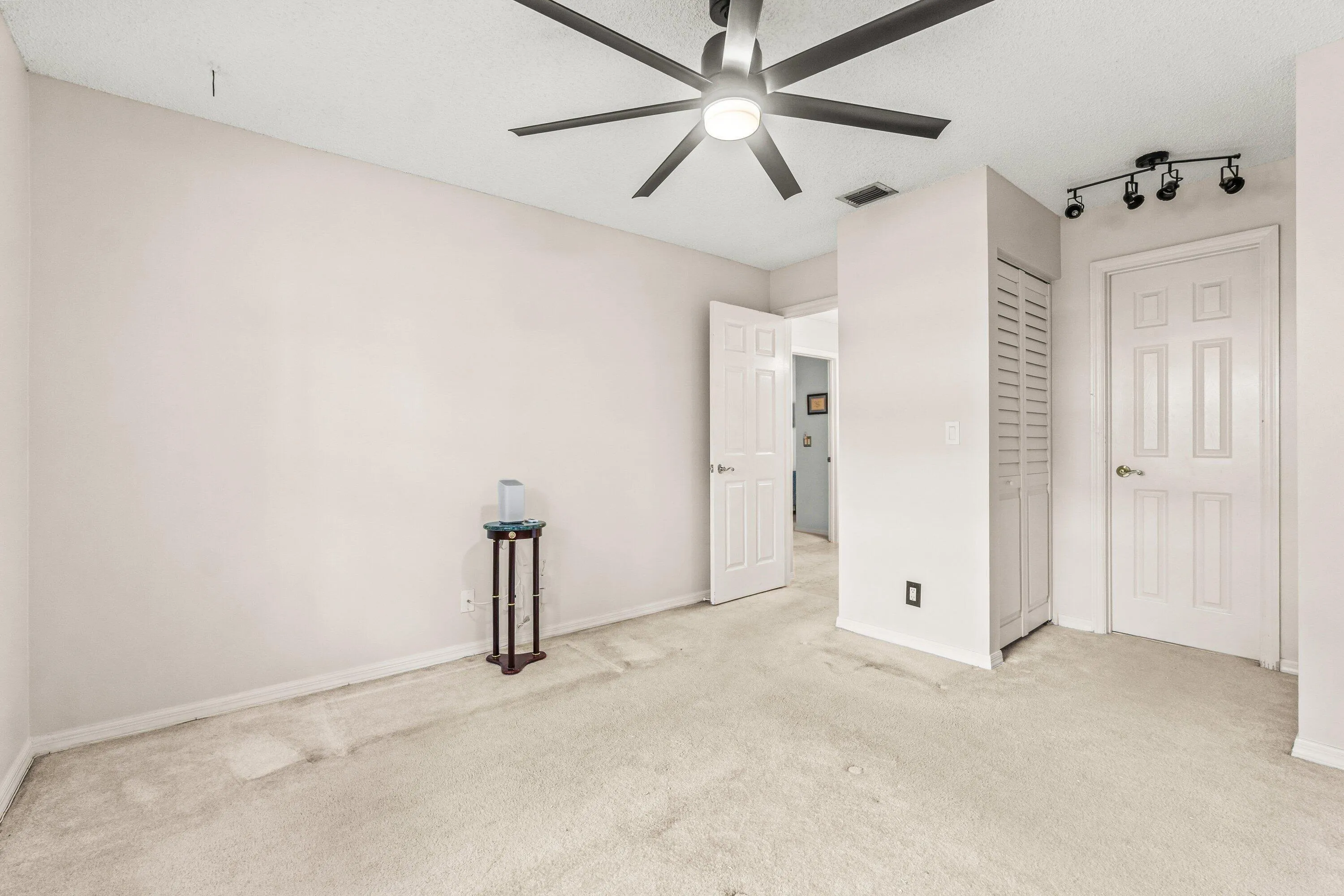 025-25WyndhamLane-PalmBeachGardens-FL-33